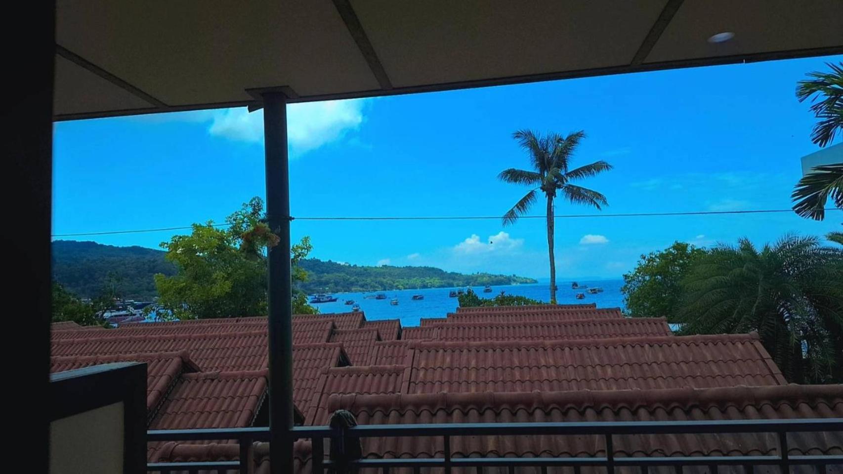 Phi Phi Sand Sea View Resort Exterior foto