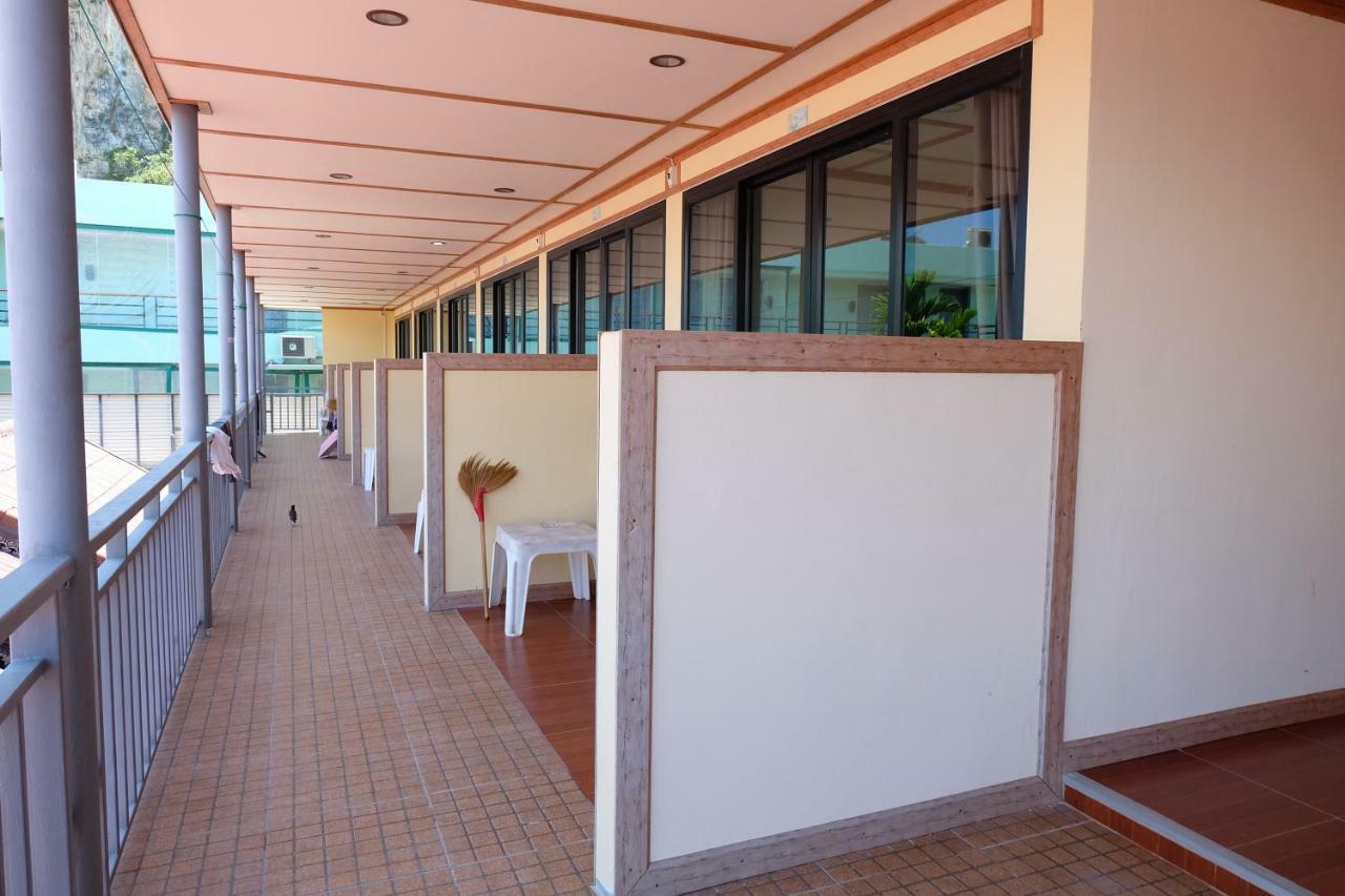 Phi Phi Sand Sea View Resort Exterior foto